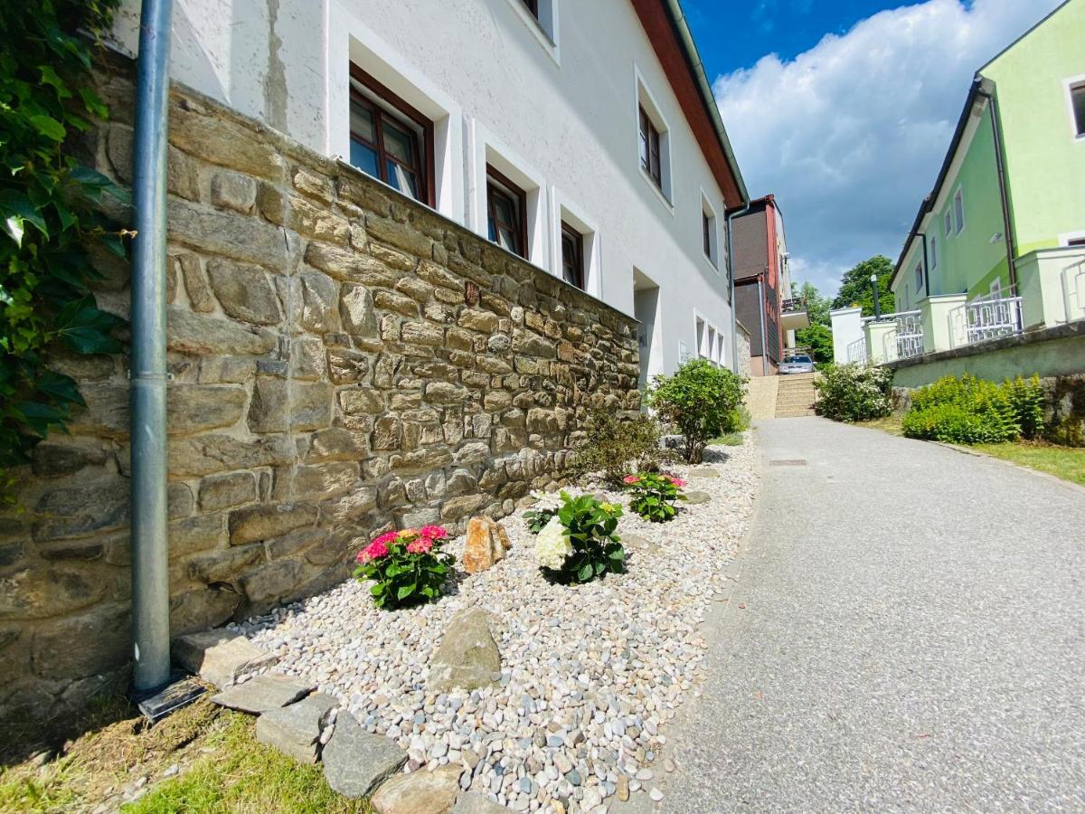 Apartmány V uličce Frymburk Exterior foto